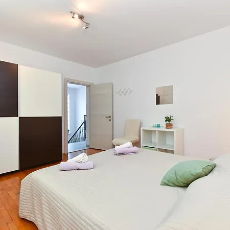 Apartman Apartments Blue 611