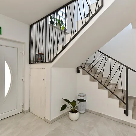 Apartments Blue 611 Medulin